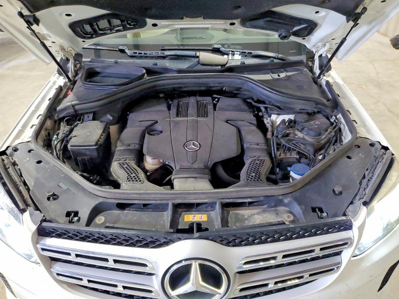 Продаж на аукціоні авто 2018 Mercedes-benz Gls, vin: 4JGDF6EE7JB181347, номер лоту: 57859236