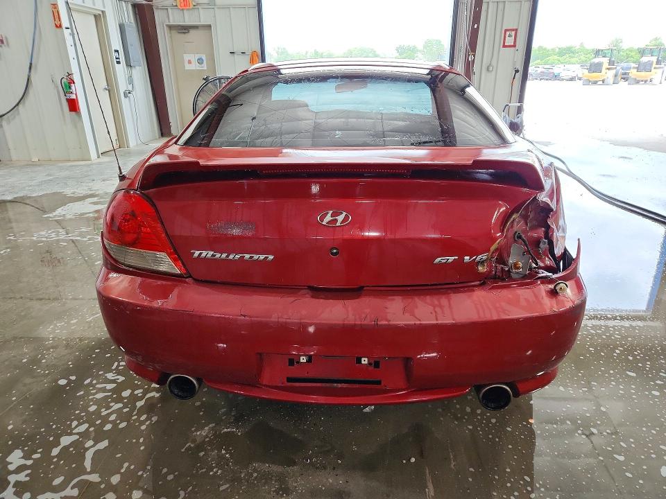57429196 :رقم المزاد ، KMHHM65D26U211087 vin ، 2006 Hyundai Tiburon مزاد بيع