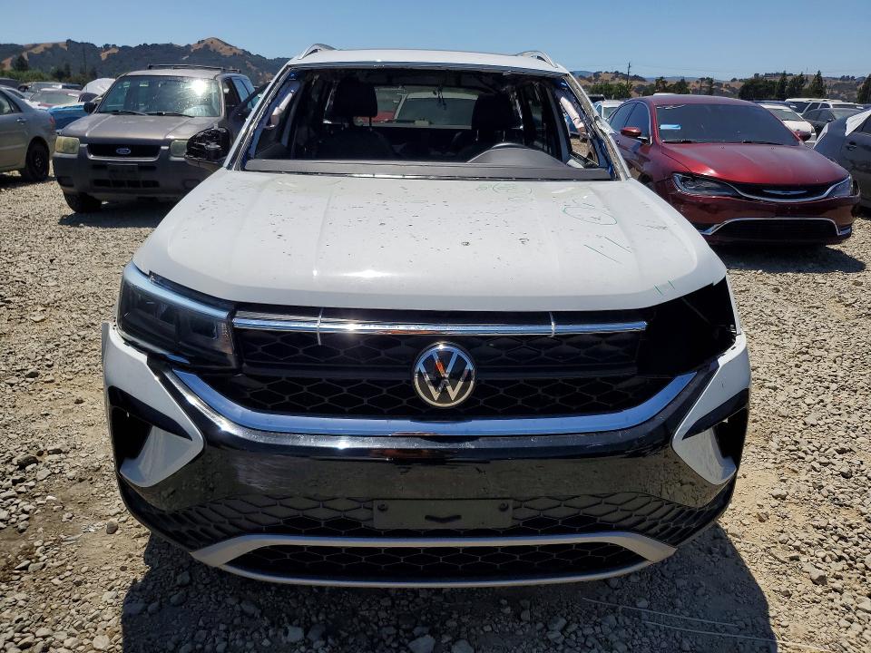 57592766 :رقم المزاد ، 3VVTX7B23NM075314 vin ، 2022 Volkswagen Taos مزاد بيع