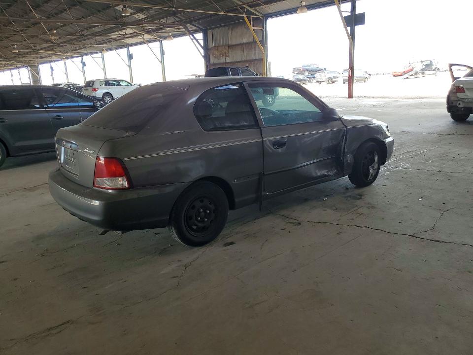 58816886 :رقم المزاد ، KMHCF35G71U134481 vin ، 2001 Hyundai Accent مزاد بيع