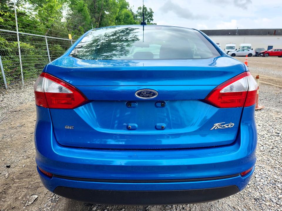 57329816 :رقم المزاد ، 3FADP4BJ2HM117071 vin ، 2017 Ford Fiesta مزاد بيع