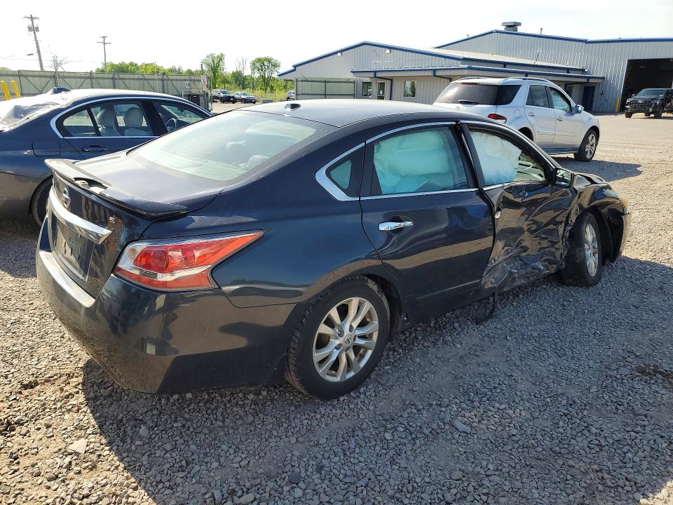 2015 Nissan Altima მანქანა იყიდება აუქციონზე, vin: 1N4AL3APXFC111208, აუქციონის ნომერი: 55839956