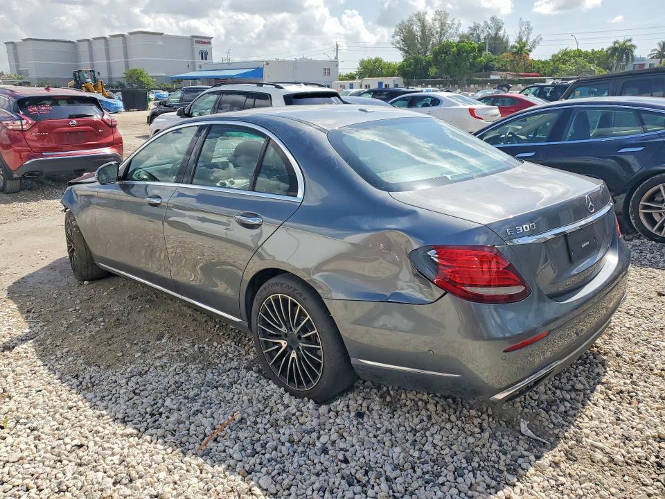 2017 Mercedes-benz E მანქანა იყიდება აუქციონზე, vin: WDDZF4JB8HA067535, აუქციონის ნომერი: 58722006