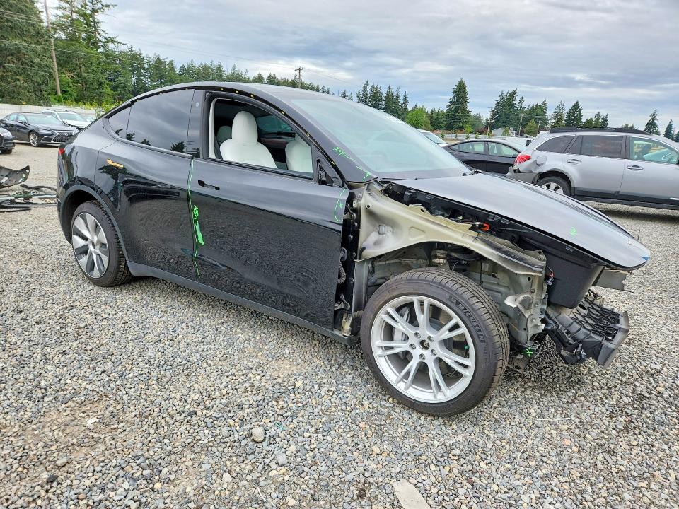 Auction sale of the 2022 Tesla Model  Y, vin: 7SAYGDEE7NF393839, lot number: 56511956