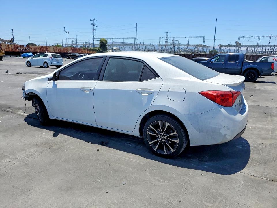 57629756 :رقم المزاد ، 5YFBURHE3HP716524 vin ، 2017 Toyota Corolla مزاد بيع