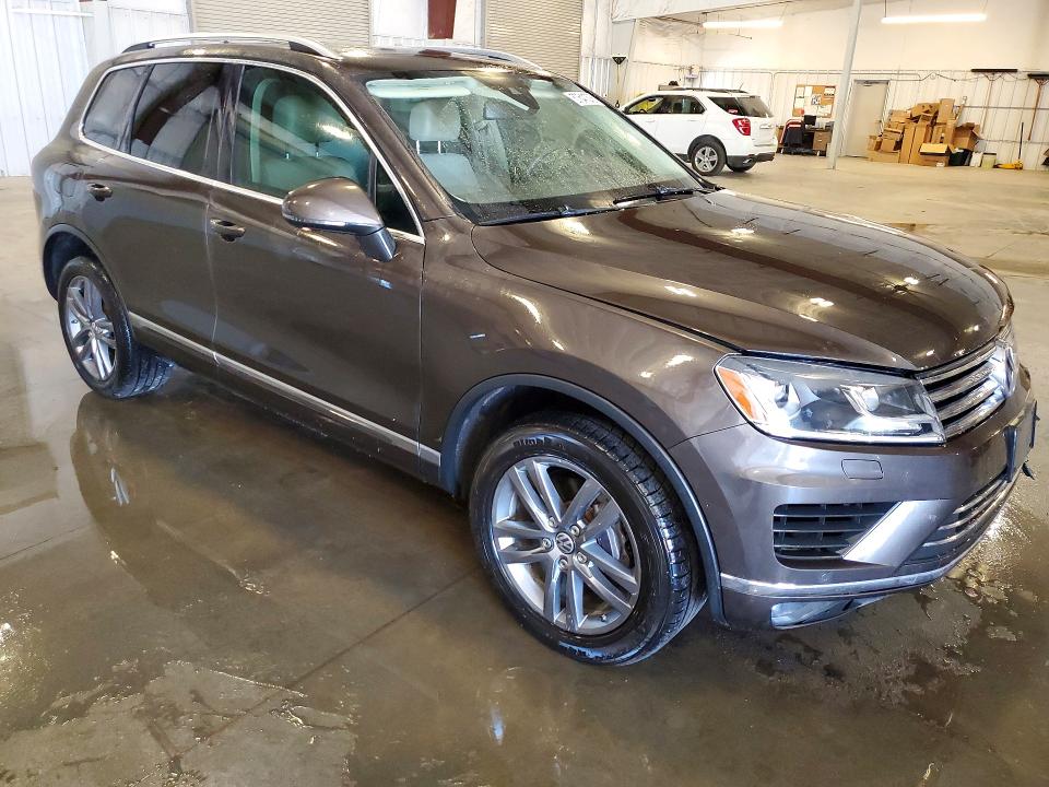Продаж на аукціоні авто 2015 Volkswagen Touareg, vin: WVGEF9BP2FD001490, номер лоту: 57541376