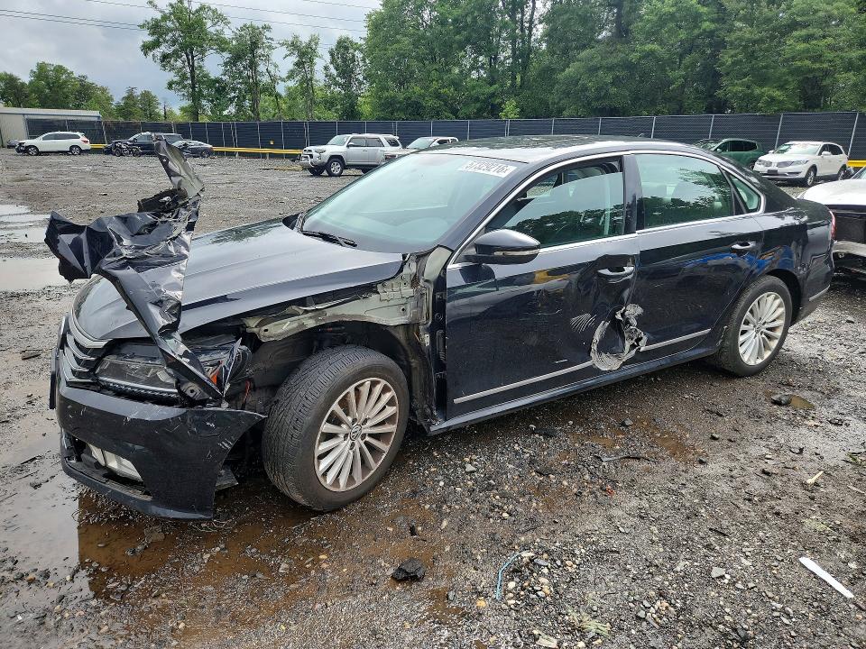 2017 Volkswagen Passat მანქანა იყიდება აუქციონზე, vin: 1VWBT7A32HC033624, აუქციონის ნომერი: 57329216