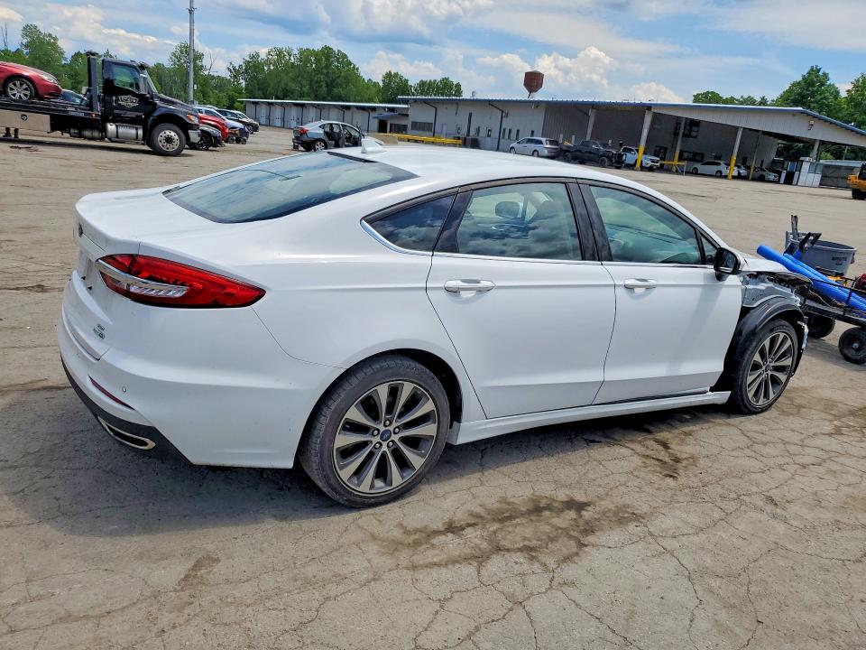 2020 Ford Fusion მანქანა იყიდება აუქციონზე, vin: 3FA6P0T94LR142345, აუქციონის ნომერი: 58748126