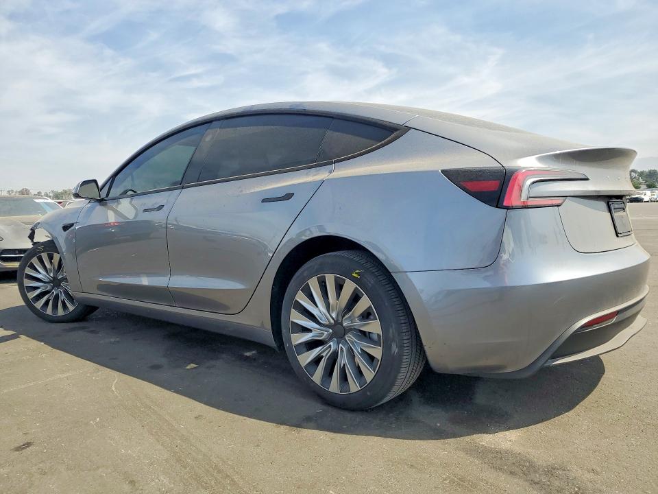 55046156 :رقم المزاد ، 5YJ3E1EA7SF965321 vin ، 2025 Tesla Model 3 مزاد بيع