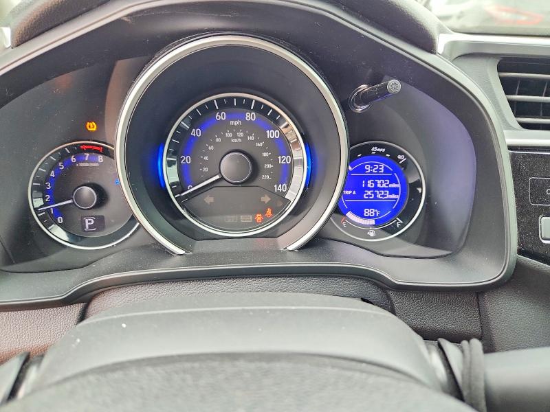Продажа на аукционе авто 2015 Honda Fit, vin: 3HGGK5H87FM725926, номер лота: 58304516