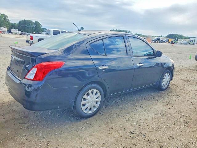 55506116 :رقم المزاد ، 3N1CN7AP6HL885826 vin ، 2017 Nissan Versa مزاد بيع