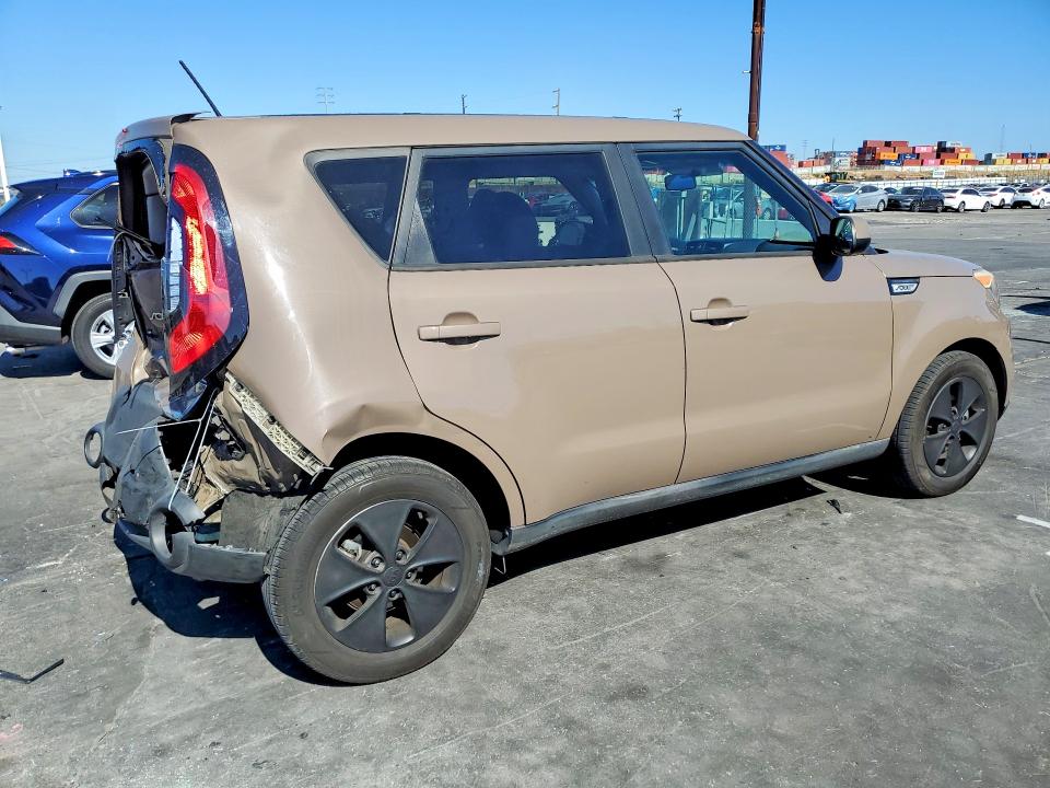 Продаж на аукціоні авто 2015 Kia Soul, vin: KNDJN2A23F7150878, номер лоту: 58307816