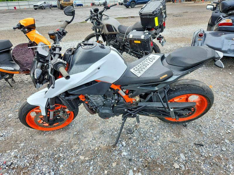 56690726 :رقم المزاد ، VBKTU9400LM800583 vin ، 2020 Ktm 890 مزاد بيع