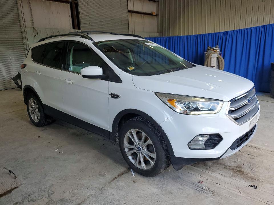 Продажа на аукционе авто 2017 Ford Escape, vin: 1FMCU9GD4HUC30462, номер лота: 56938416
