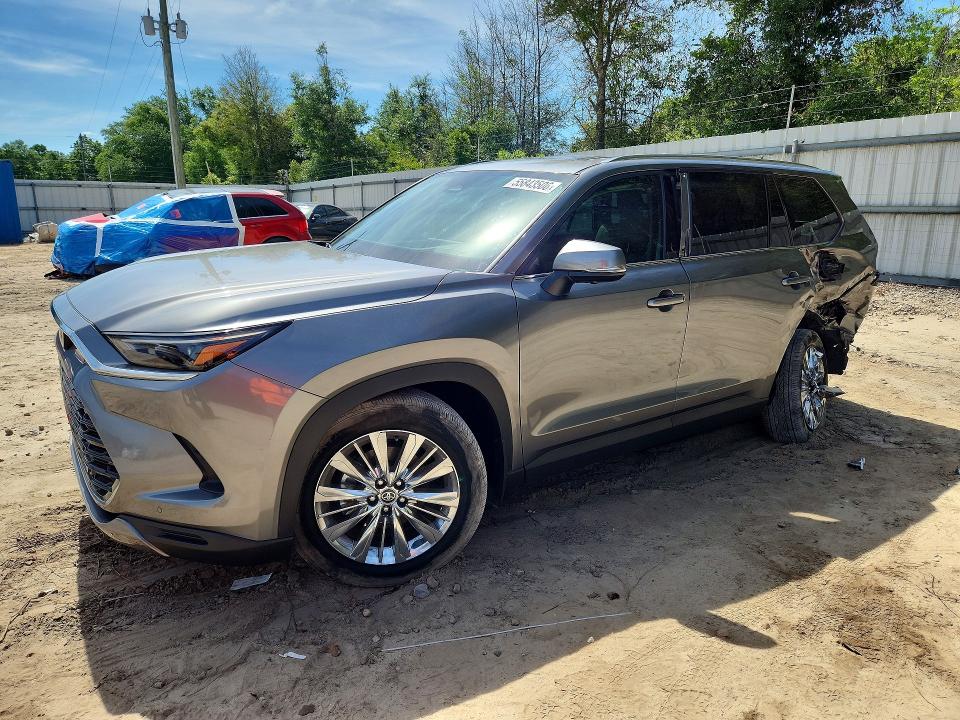 2026 Toyota Grand Highlander მანქანა იყიდება აუქციონზე, vin: 5TDAAAB56TS120824, აუქციონის ნომერი: 55843506