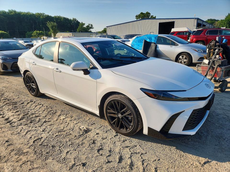 57637836 :رقم المزاد ، 4T1DAACK0TU256097 vin ، 2026 Toyota Camry مزاد بيع