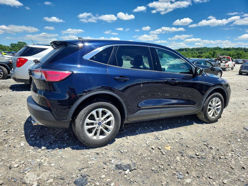 57246556 :رقم المزاد ، 1FMCU9G60MUA05709 vin ، 2021 Ford Escape مزاد بيع