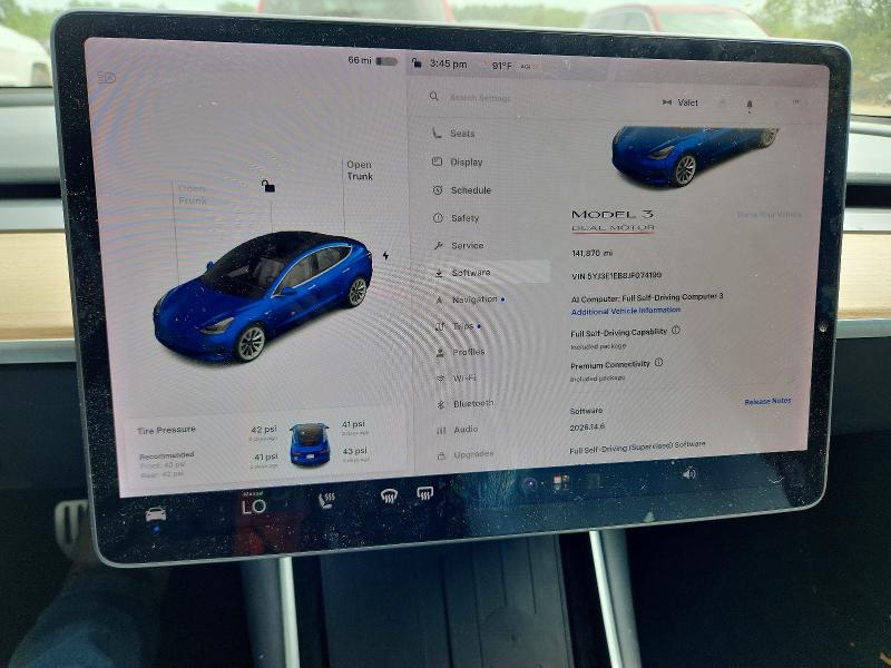 56805696 :رقم المزاد ، 5YJ3E1EB8JF074199 vin ، 2018 Tesla Model 3 مزاد بيع