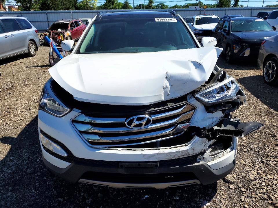 Продажа на аукционе авто 2015 Hyundai Santa Fe Sport, vin: 5XYZWDLA9FG275290, номер лота: 57653486
