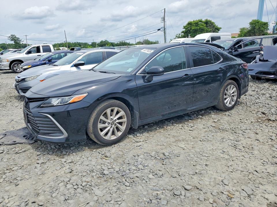 2022 Toyota Camry მანქანა იყიდება აუქციონზე, vin: 4T1C11AK3NU697465, აუქციონის ნომერი: 58379436