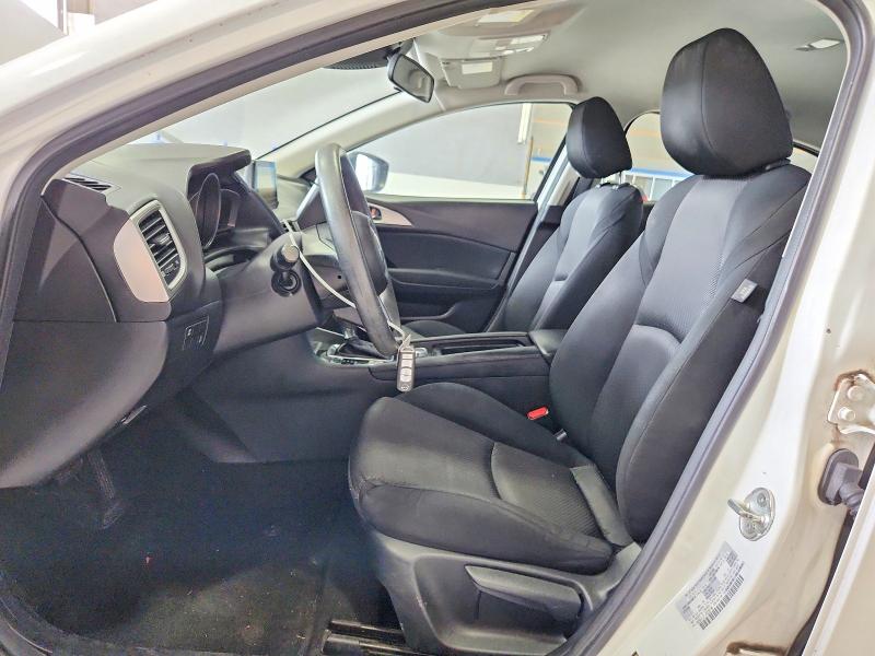 56322856 :رقم المزاد ، 3MZBN1U71JM209198 vin ، 2018 Mazda 3 مزاد بيع