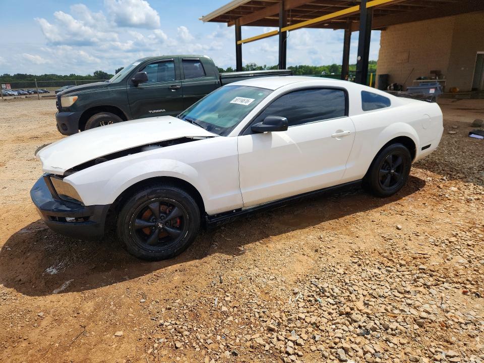 2006 Ford Mustang მანქანა იყიდება აუქციონზე, vin: 1ZVFT80N265250845, აუქციონის ნომერი: 58114616