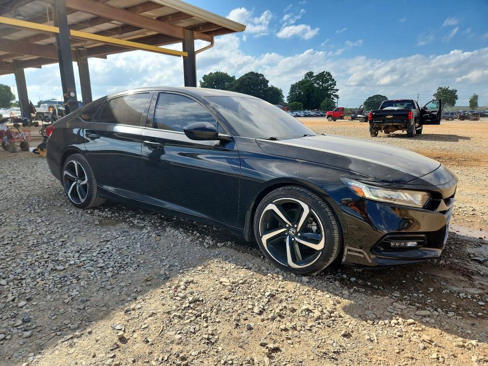 Aukcja sprzedaży 2018 Honda Accord, vin: 1HGCV1F36JA242827, numer aukcji: 57269726