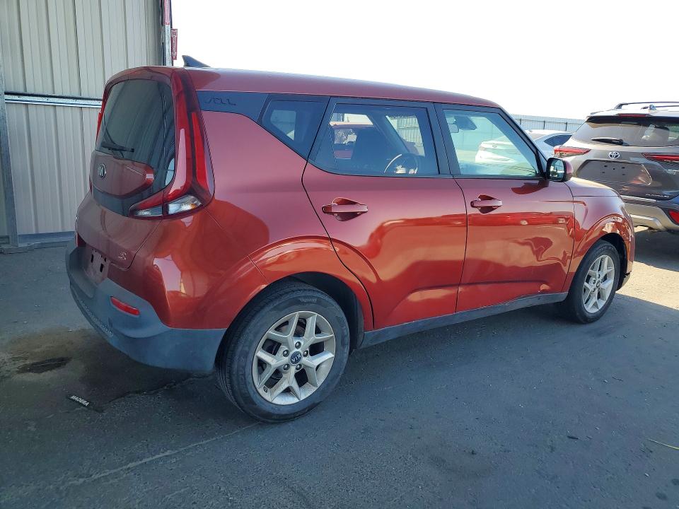 57488846 :رقم المزاد ، KNDJ23AU1M7782159 vin ، 2021 Kia Soul مزاد بيع