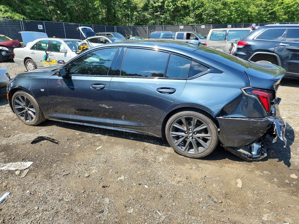 2021 Cadillac Ct5 მანქანა იყიდება აუქციონზე, vin: 1G6DU5RK6M0113354, აუქციონის ნომერი: 57048446