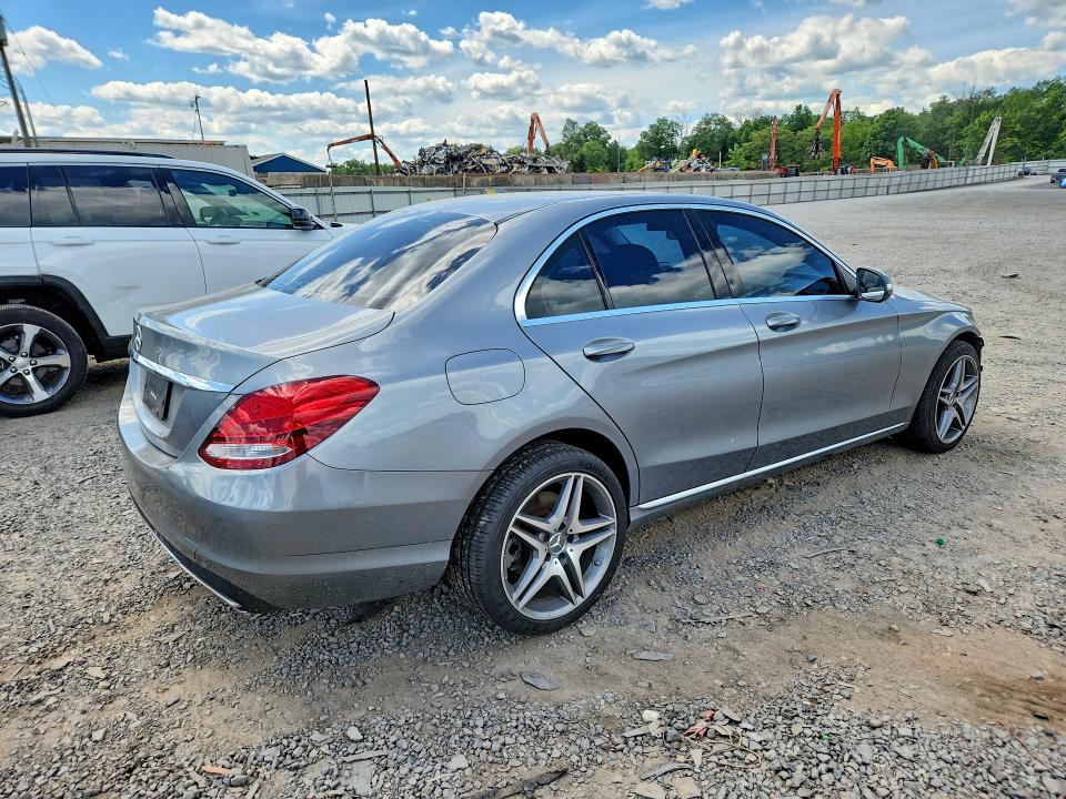 2015 Mercedes-benz C მანქანა იყიდება აუქციონზე, vin: 55SWF4KB3FU062239, აუქციონის ნომერი: 55717856