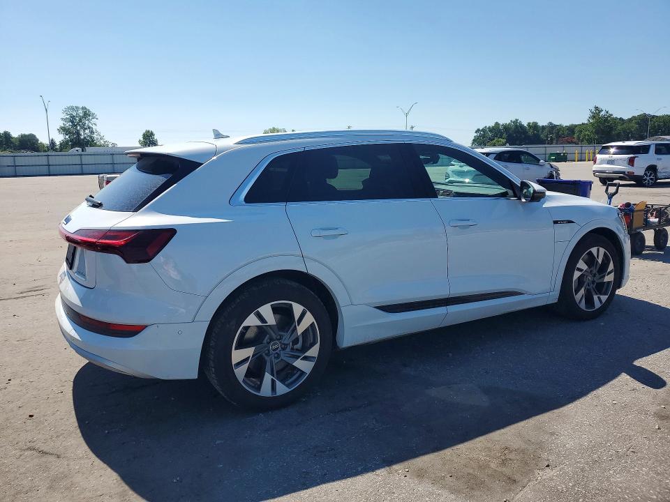 Aukcja sprzedaży 2023 Audi E-tron, vin: WA1LAAGE2PB024746, numer aukcji: 58789426