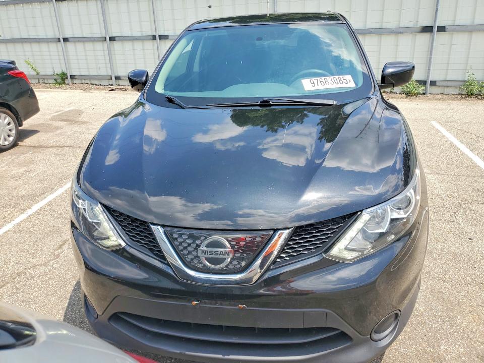2018 Nissan Rogue Sport მანქანა იყიდება აუქციონზე, vin: JN1BJ1CP8JW155238, აუქციონის ნომერი: 97683085