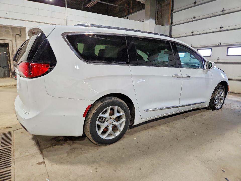 2017 Chrysler Pacifica მანქანა იყიდება აუქციონზე, vin: 2C4RC1EG8HR550929, აუქციონის ნომერი: 57537756
