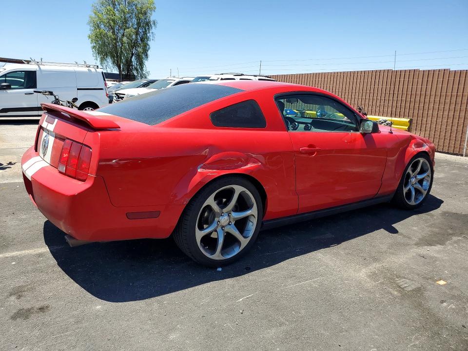 55885996 :رقم المزاد ، 1ZVFT80N765118065 vin ، 2006 Ford Mustang مزاد بيع