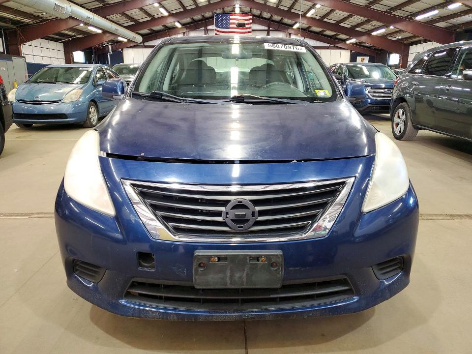 56070976 :رقم المزاد ، 3N1CN7AP7CL815289 vin ، 2012 Nissan Versa مزاد بيع
