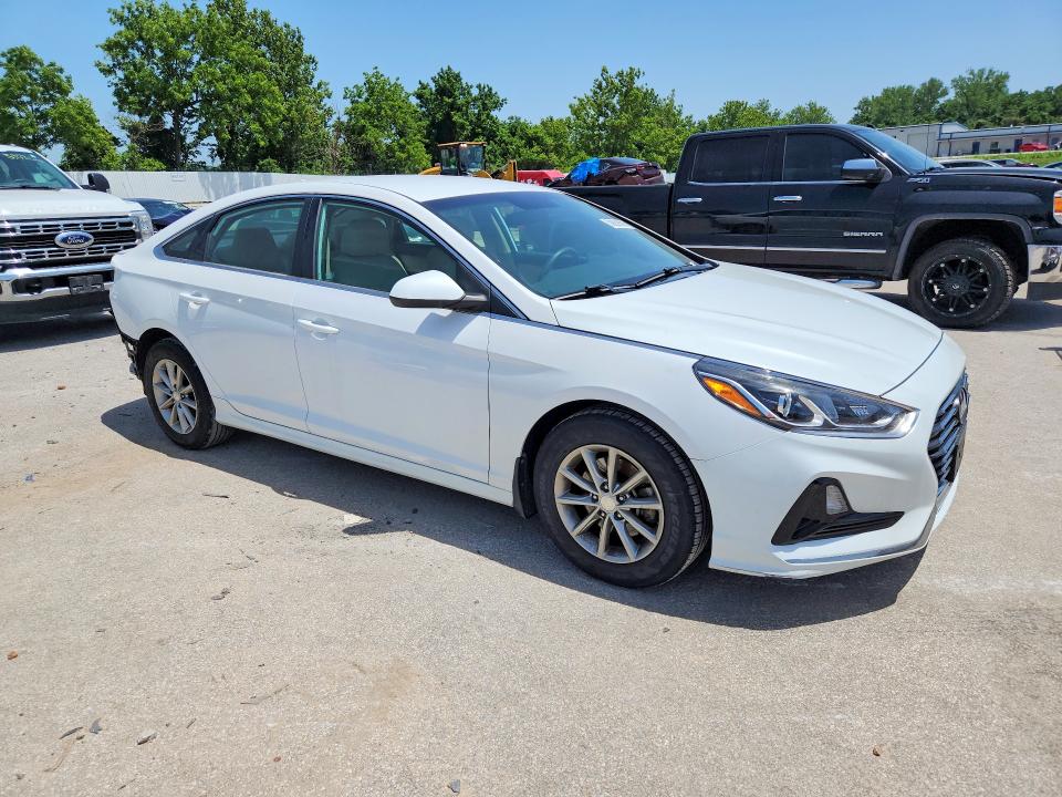 58889836 :رقم المزاد ، 5NPE24AF1JH647215 vin ، 2018 Hyundai Sonata مزاد بيع
