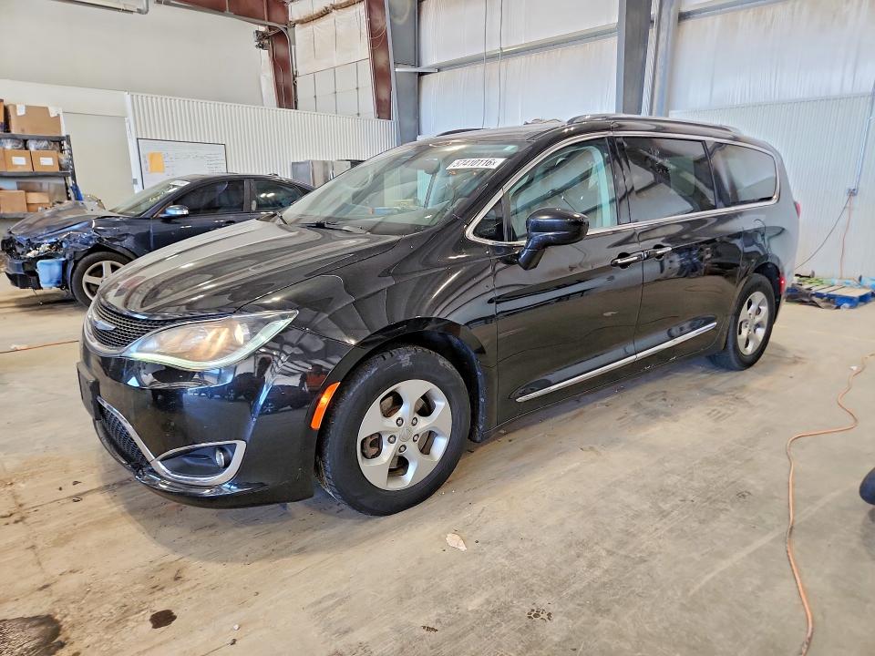 2017 Chrysler Pacifica მანქანა იყიდება აუქციონზე, vin: 2C4RC1EG5HR588814, აუქციონის ნომერი: 57410116