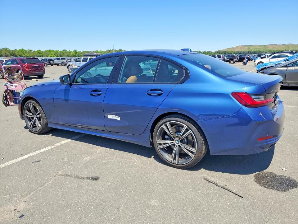 54729936 :رقم المزاد ، 3MW89FF01P8D61060 vin ، 2023 Bmw 330xi مزاد بيع