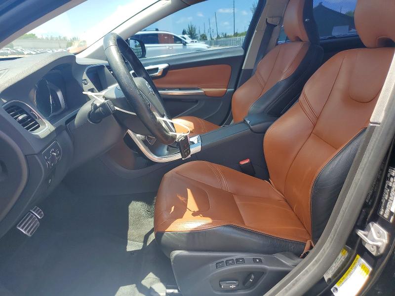 2016 Volvo S60 მანქანა იყიდება აუქციონზე, vin: LYV402FK0GB109805, აუქციონის ნომერი: 58235046