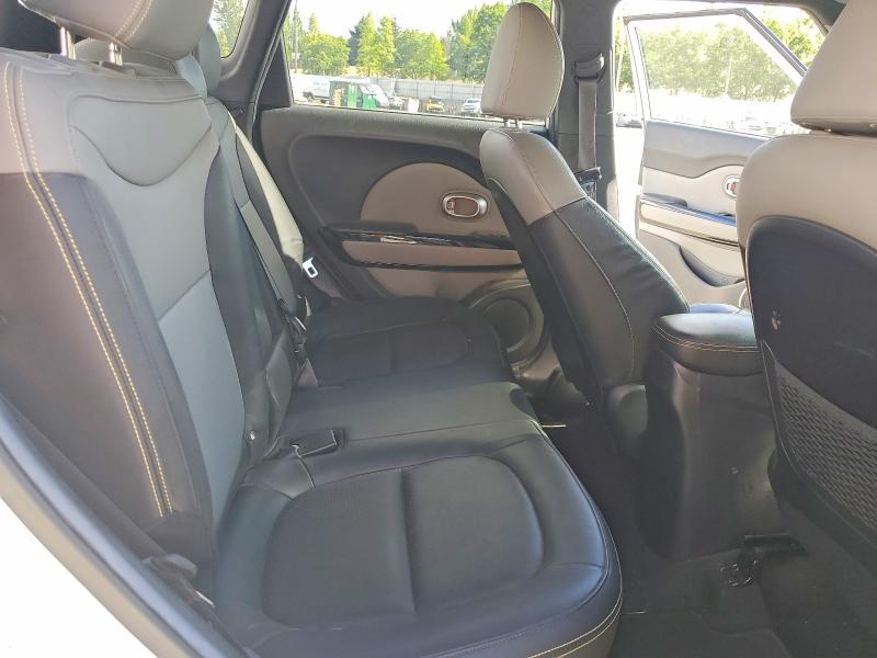 2015 Kia Soul მანქანა იყიდება აუქციონზე, vin: KNDJP3A52F7164989, აუქციონის ნომერი: 56719656