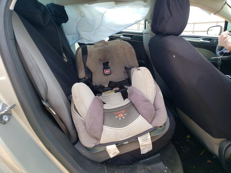 57469326 :رقم المزاد ، 3FA6P0G76FR281101 vin ، 2015 Ford Fusion مزاد بيع