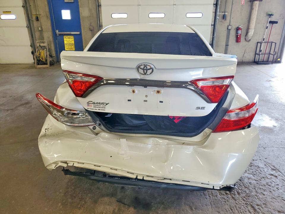 85602845 :رقم المزاد ، 4T1BF1FK5GU130425 vin ، 2016 Toyota Camry مزاد بيع