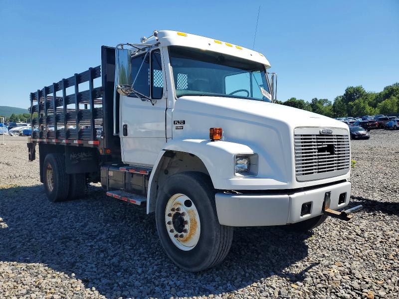 58889726 :رقم المزاد ، 1FVABTCS43HK35413 vin ، 2003 Freightliner Medium Conventional مزاد بيع