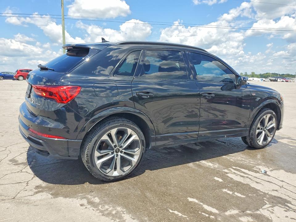 57548156 :رقم المزاد ، WA1DECF31M1156127 vin ، 2021 Audi Q3 مزاد بيع