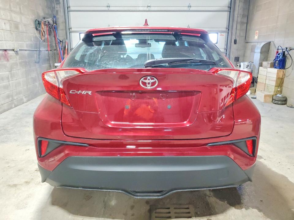 57514236 :رقم المزاد ، NMTKHMBX0JR054642 vin ، 2018 Toyota C-hr مزاد بيع