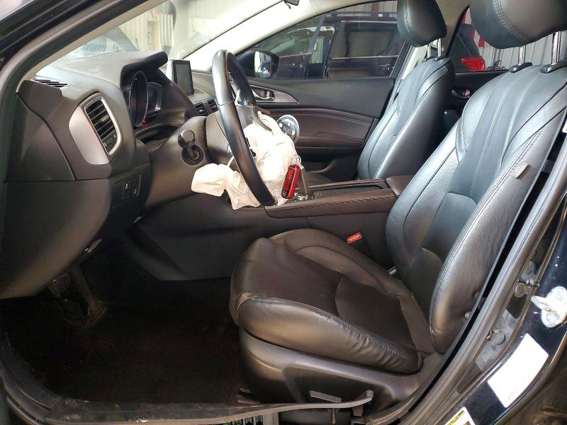 59095106 :رقم المزاد ، 3MZBN1W33JM210931 vin ، 2018 Mazda 3 مزاد بيع