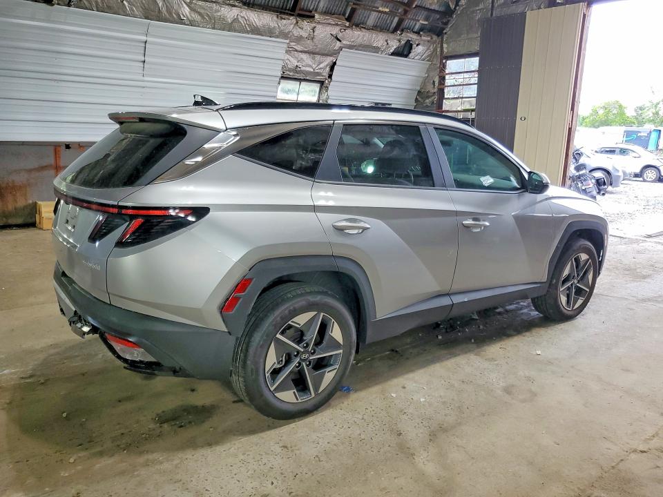 Продажа на аукционе авто 2025 Hyundai Tucson, vin: KM8JCDD12SU378463, номер лота: 57256146