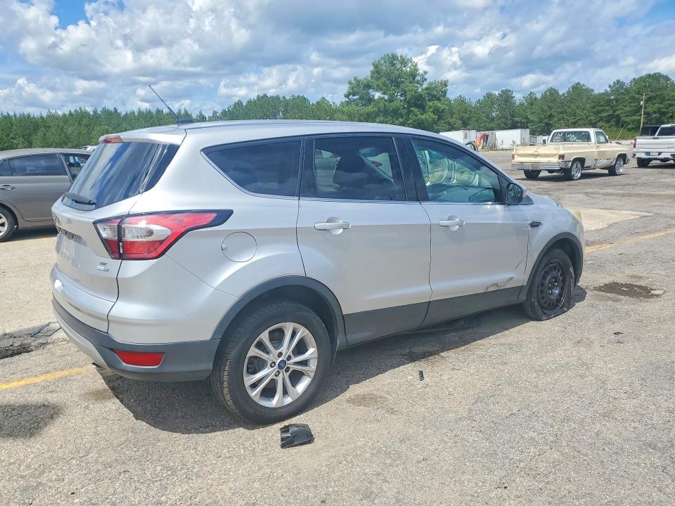 58118526 :رقم المزاد ، 1FMCU9GD5HUC97491 vin ، 2017 Ford Escape مزاد بيع