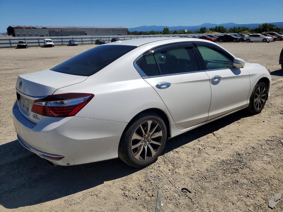 2016 Honda Accord მანქანა იყიდება აუქციონზე, vin: 1HGCR3F87GA001346, აუქციონის ნომერი: 56826356