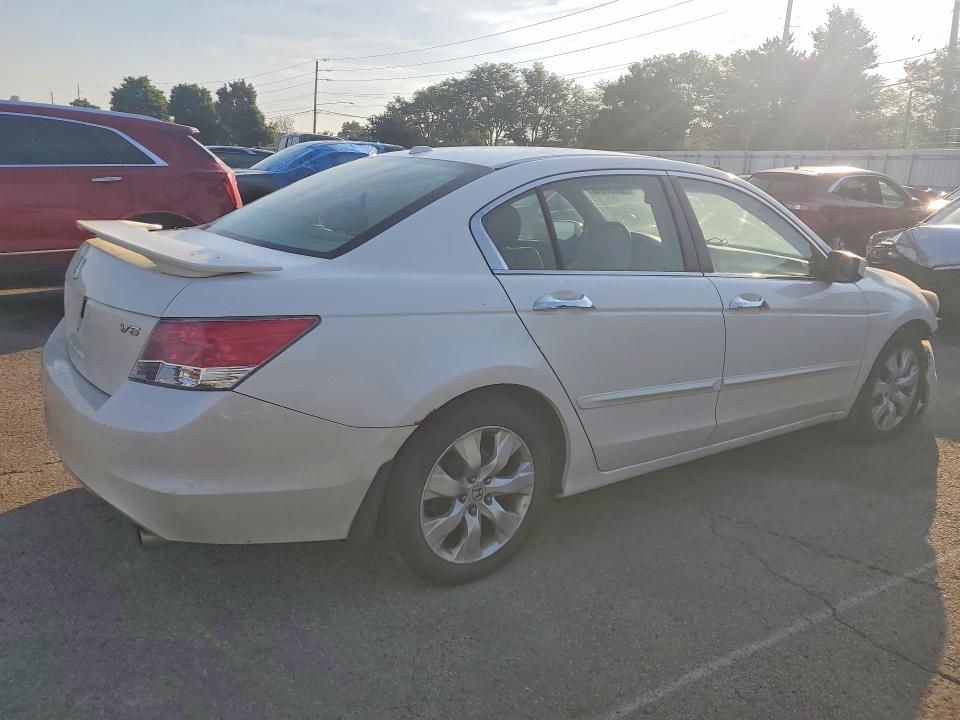 Продажа на аукционе авто 2008 Honda Accord, vin: 1HGCP36818A015685, номер лота: 56056646